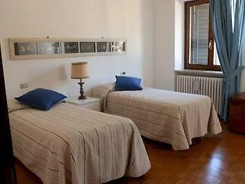Hotel Emilei *