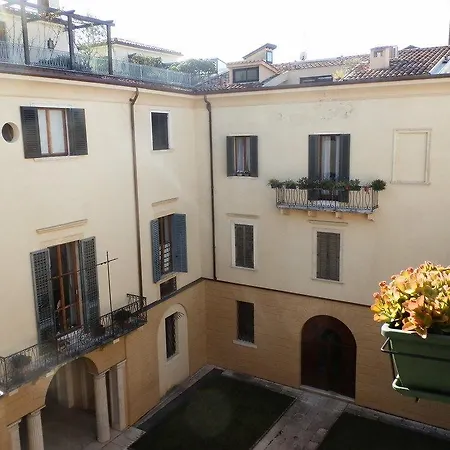 Hotel Emilei Verona
